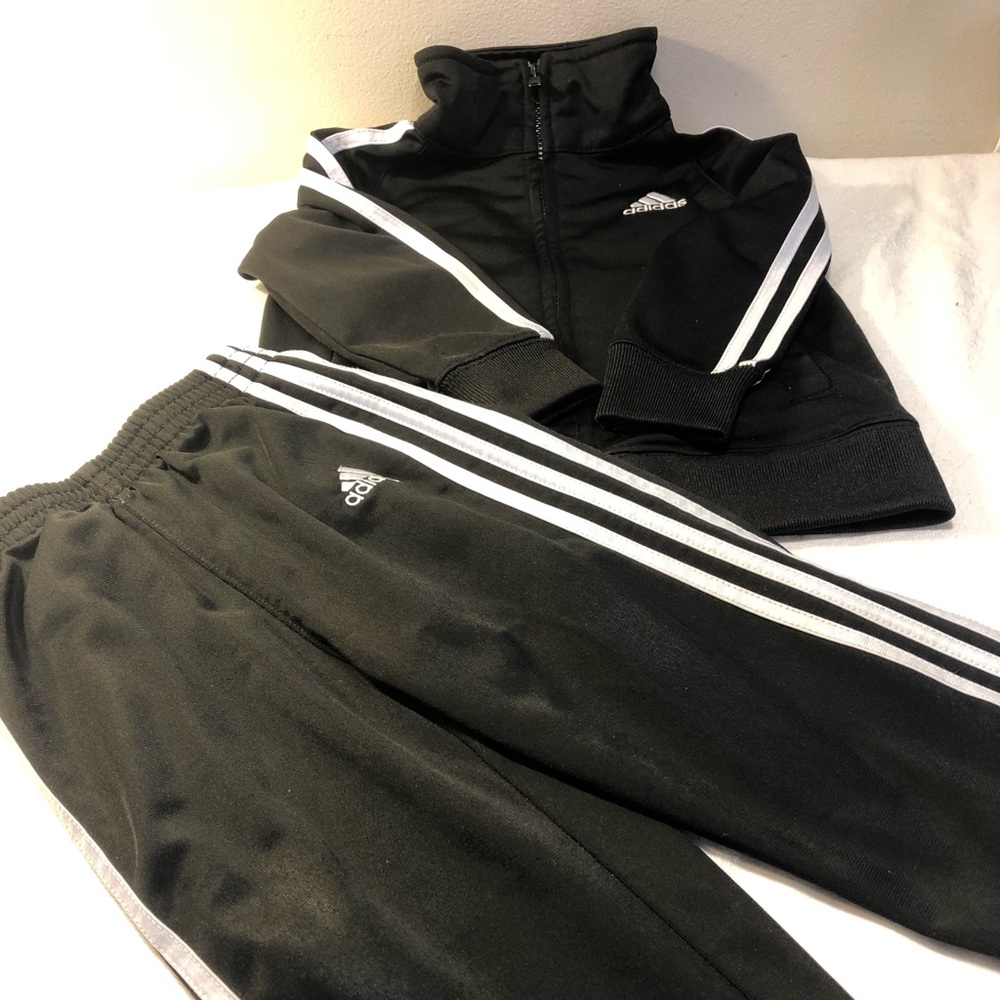 Adidas 3 stripe set 2 piece pants and zippered jacket 12 mos black